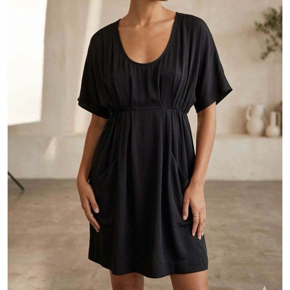 Aritzia Wilfred dress Womens XXS Silk mini black fit flare minimalist babydoll